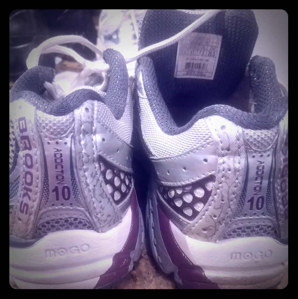 Brooks shoes